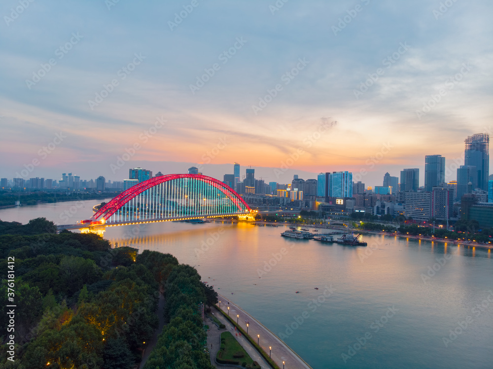 Naklejka premium Wuhan city sunset and night aerial photography scenery in summer