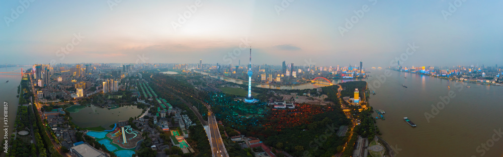 Fototapeta premium Wuhan city sunset and night aerial photography scenery in summer