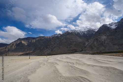 Sarfaranga cold desert  the world s highest in Skardu  Pakistan