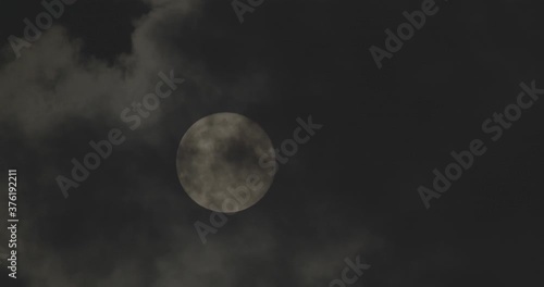 moon 
4k25p (4096x2160p) vlog 10bit422mp4 ungraded H265