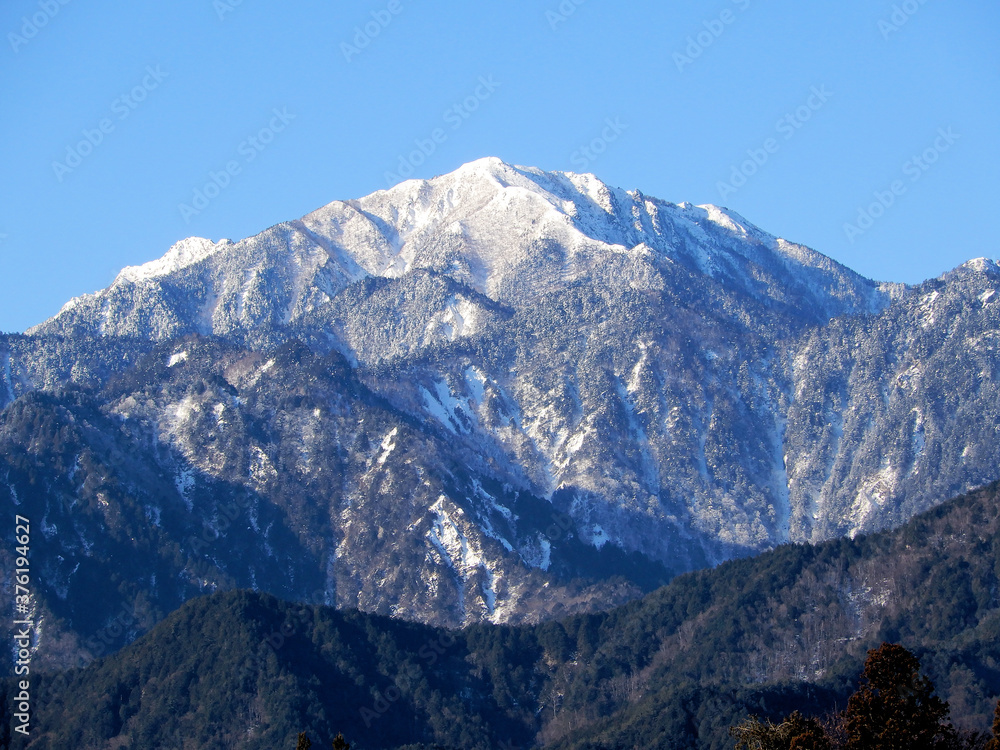 2019年正月元旦の日本長野県の積雪の餓鬼岳