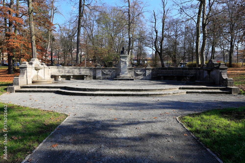Jean-Paul-Denkmal im englischen Park in Meiningen. Meiningen, Thueringen, Deutschland, Europa, 
