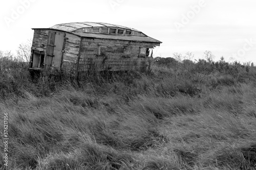 Fotografija Abandoned horse box in monochrome