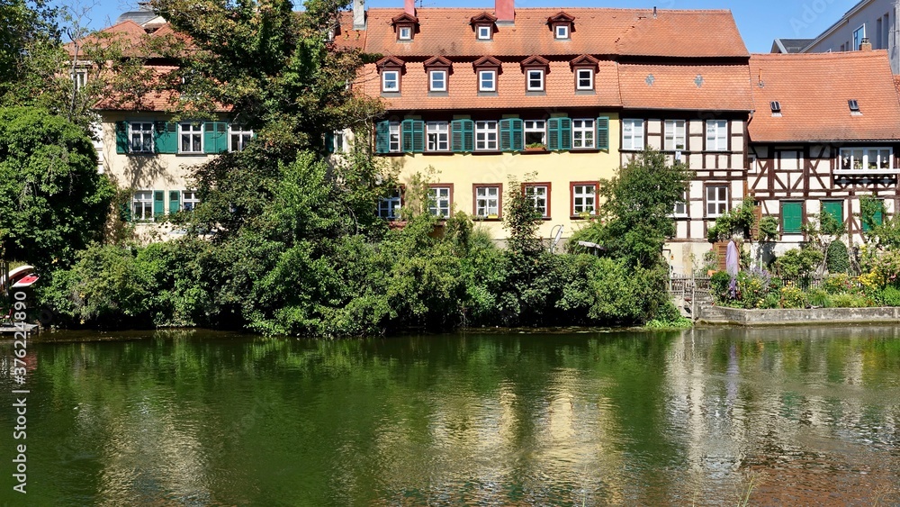 Historische Wohnhäuser am Fluss Regniz in Bamberg Historische Wohnhäuser am Fluss Regniz in Bamberg