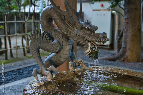 香取神社の手水舎 © 健二 岩田