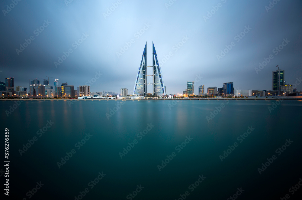 Fototapeta premium Bahrain skyline with iconic buildings