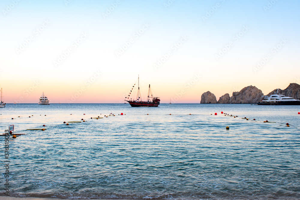 Obraz premium boats on the beach