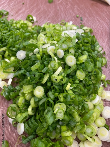 Sliced green onions