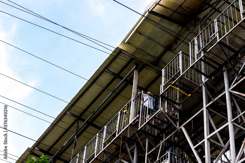 Zipline and Sky Cycling Cable Platform Zipline and Sky Cycling Cable Platform