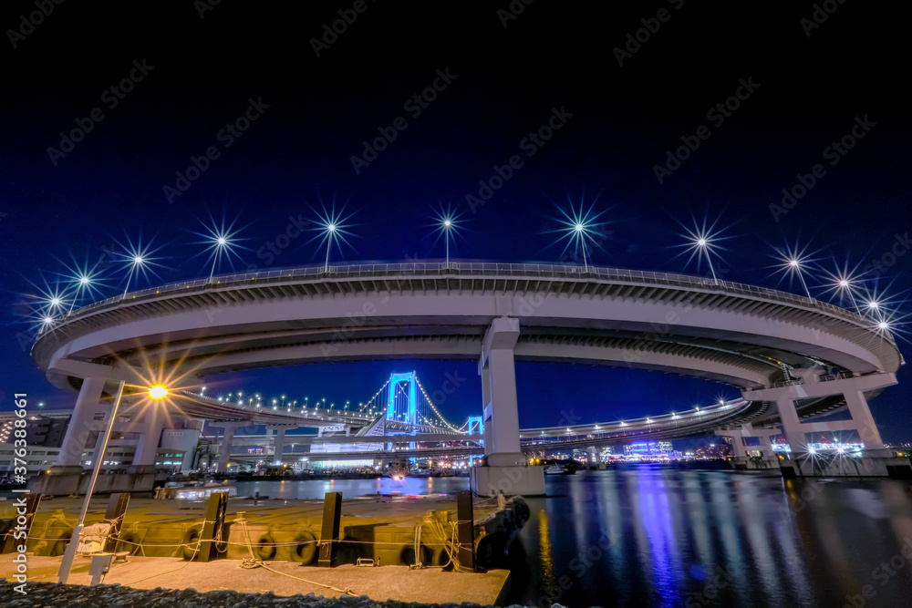 Obraz premium 【東京都】レインボーブリッジとループ橋【2020】