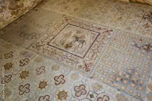 escena de caza,mosaico figurativo,casa de los surtidores, primera mitad del siglo II, Conimbriga, ciudad del Conventus Scallabitanus, provincia romana de Lusitania, Portugal, europa © Tolo