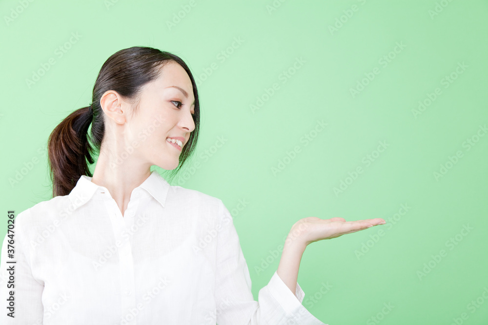 案内するOL 案内するOL