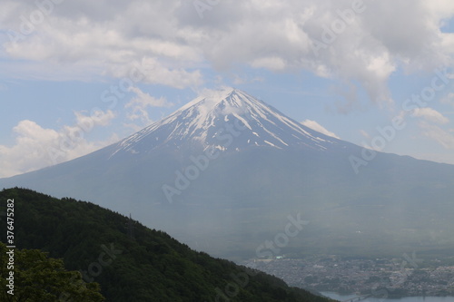 峠から見る富士山