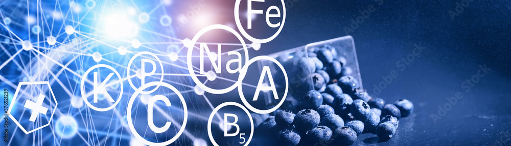Obraz premium Water drops on ripe sweet blueberry. Fresh blueberries background with copy space for your text. Vegan and vegetarian concept. Macro texture of blueberry berries.