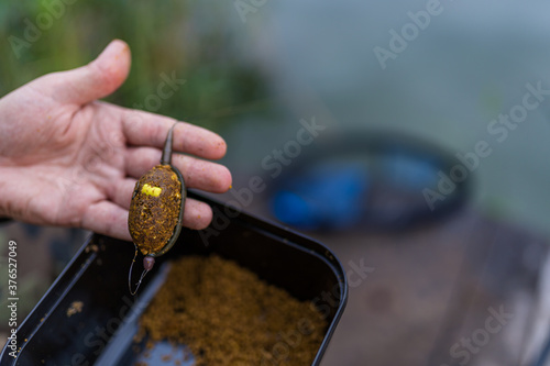 Εκτύπωση καμβά Method feeder fishing on the lake