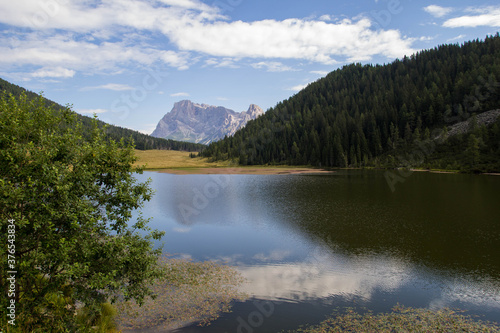 Fototapeta Naklejka Na Ścianę i Meble -  mountain landscape