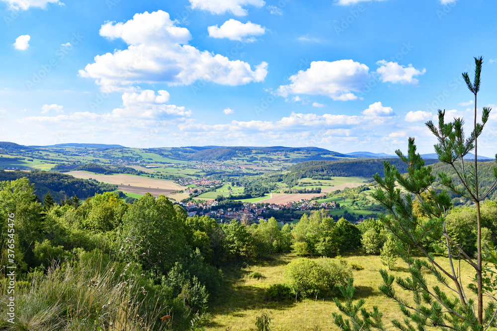 Blick vom Umpfen auf Fischbach, Diedorf und Zella in der Thüringer Rhön Blick vom Umpfen auf Fischbach, Diedorf und Zella in der Thüringer Rhön