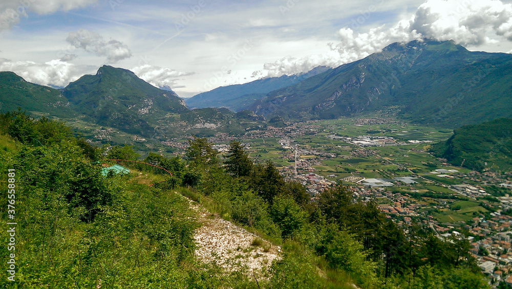Naklejka premium panoramic view of mountains at the garda lake, city of Arco, northern italy