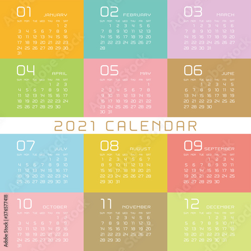 2021年　カラフルな年間カレンダー（祝日表記なし）
