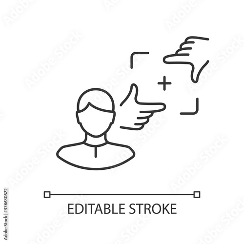 Director of photography linear icon. Professional film production. Movie making assistant. Thin line customizable illustration. Contour symbol. Vector isolated outline drawing. Editable stroke