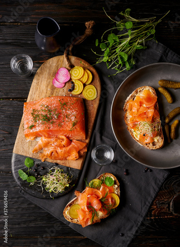 Vodka and juniper berries gravlax photo