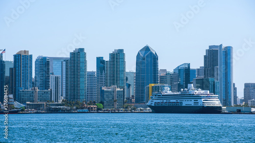 Cityscape of San Diego, USA © frimufilms