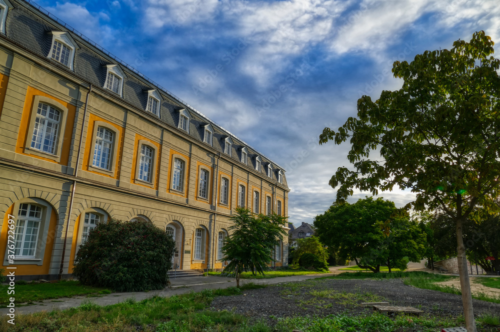Park und historisches Schloss in Bonn
