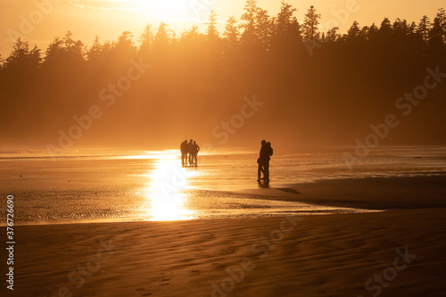 Sonnenuntergang am Strand von Ucluelet