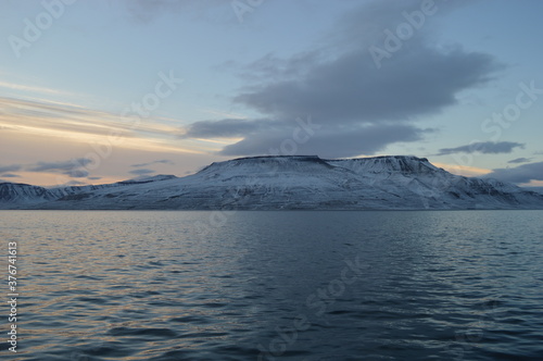 Sunset in the ice fjords of the Norwegian Archipelago of Svalbard (Spitsbergen), Norway © ChrisOvergaard