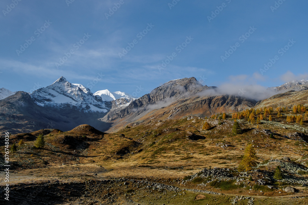 Travel to Switzerland. Travel to Switzerland.