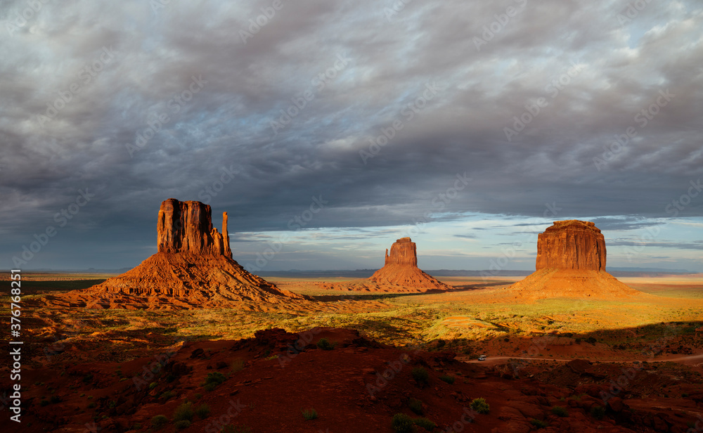 The Mittens and Merrick Butte, Monument Valley Navajo Tribal Park, Utah, USA The Mittens and Merrick Butte, Monument Valley Navajo Tribal Park, Utah, USA