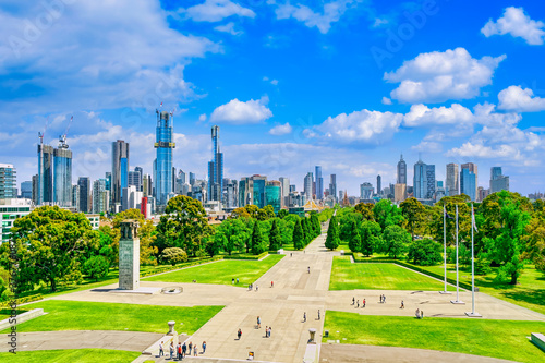 Melbourne mit Blick vom Kriegerdenkmal auf das Zentrum