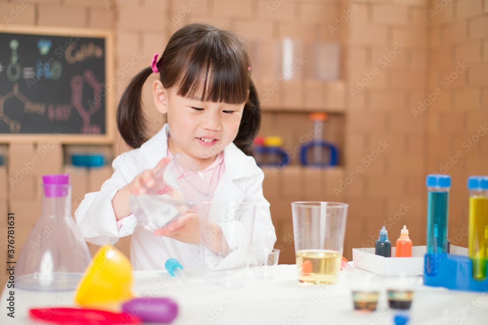young girl play science experiments for home schooling young girl play science experiments for home schooling