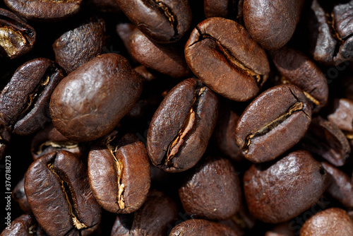 Brown roasted coffee beans, background © Kate.Rasskazova