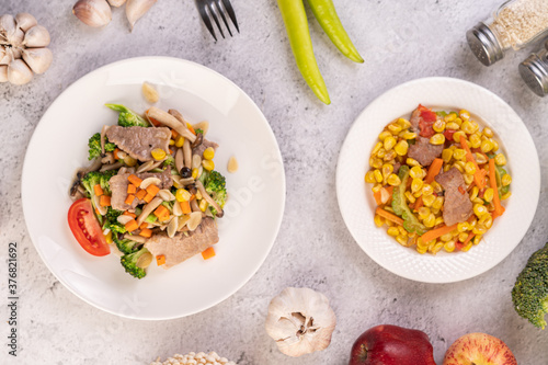 Stir-Fried Mixed Vegetables with Pork