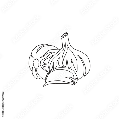 One continuous line drawing of whole healthy organic garlic for plantation logo identity. Fresh cuisine seasoning concept for vegetable icon. Modern single line draw design vector graphic illustration