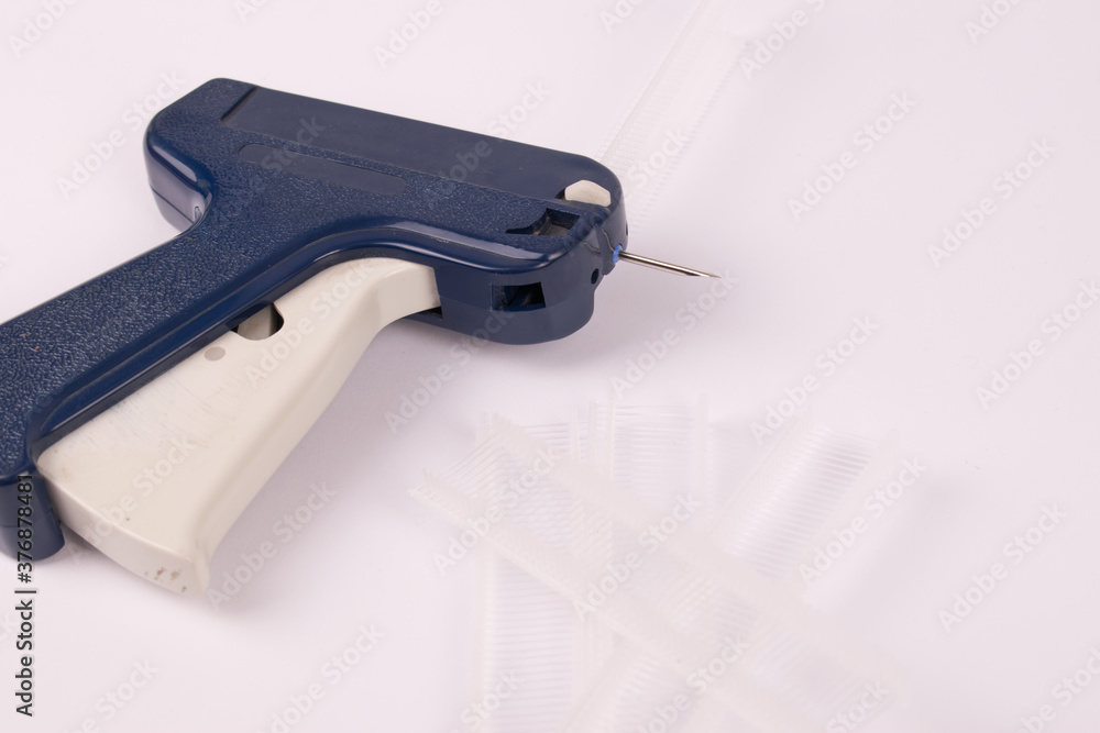 etiquette gun blue with needle etiquette gun blue with needle