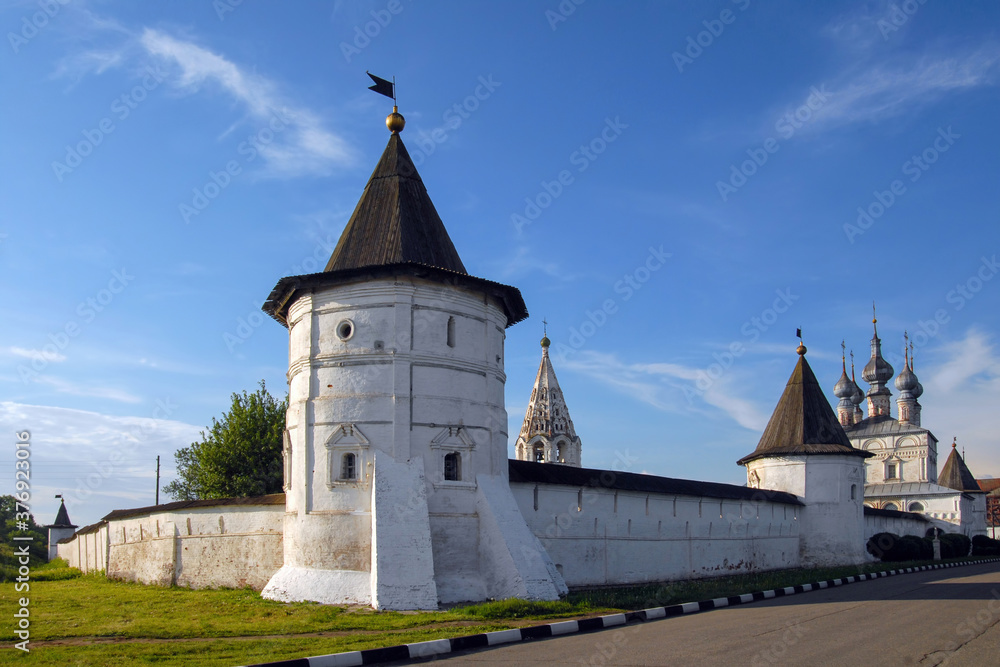 Towers and walls of Yuryev-Polsky Kremlin (Mikhaylo-Archangelsky monastery). Vladimir Oblast, Russia.
