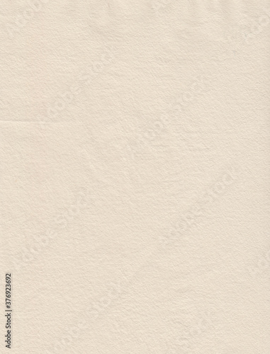 Weiszes handgeschöpftes Büttenpapier als Hintergrund. Vertikal