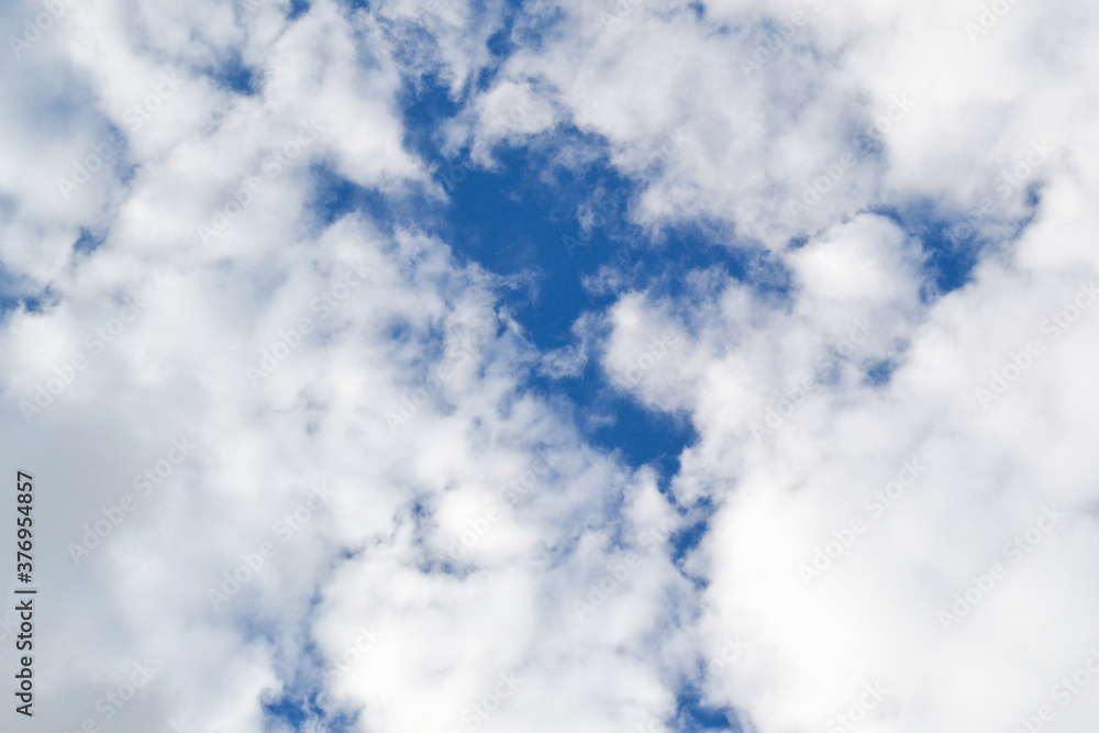 Obraz premium blue sky with clouds