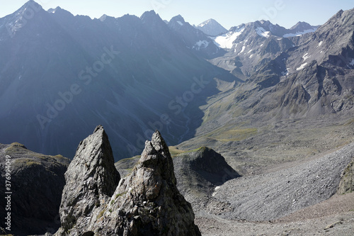 Auf dem Weg zur Zischgenscharte - Sellrainer Hüttenrunde photo