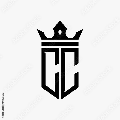 CC black color initial with crown logo template