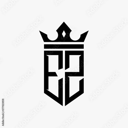 E Z black color initial with crown logo template