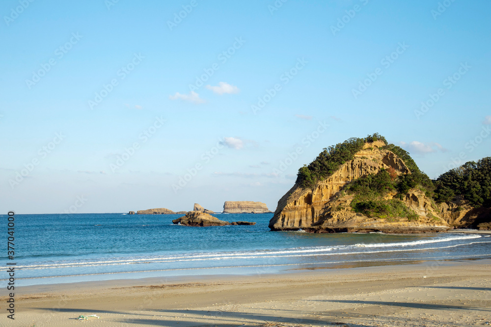 鹿児島県　種子島　中種子町の奇岩がある熊野海水浴場