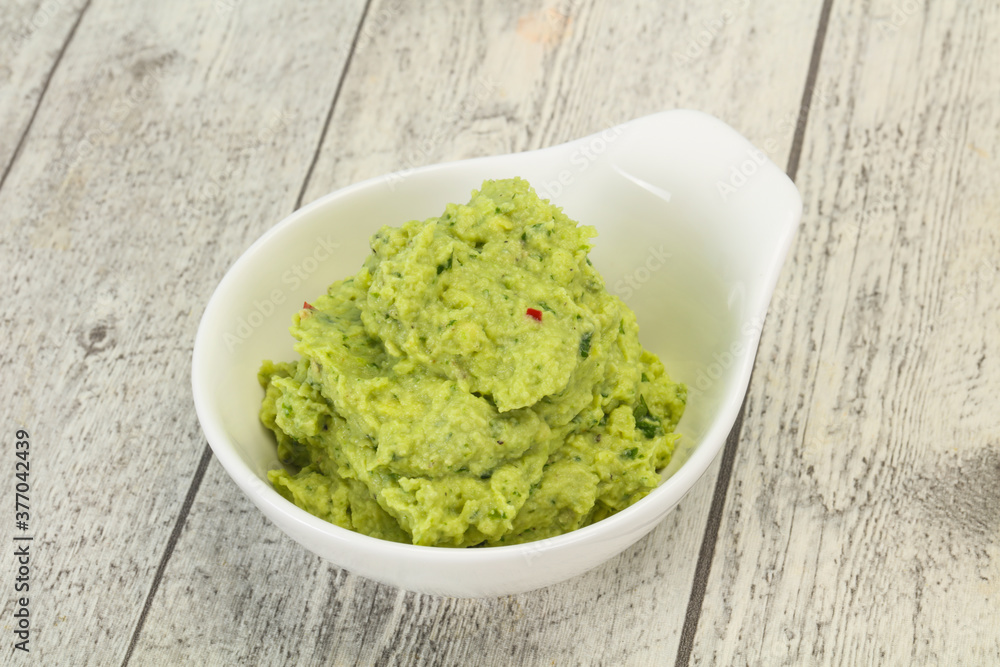 Avocado guacamole sauce with chili pepper Avocado guacamole sauce with chili pepper