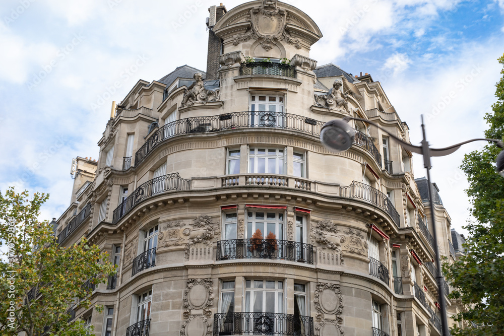 Traditional architecture of residential buildings. Paris - France.