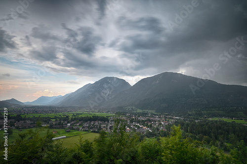 Gewitterwolken   ber Garmisch-Partenkirchen