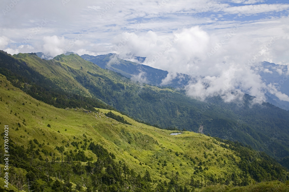 Fototapeta premium Nenggao Main Peak Dongling Taiwan