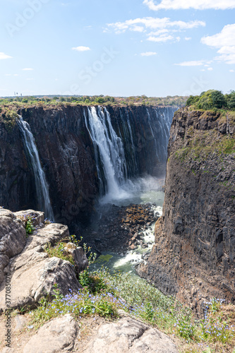 Victoria Falls is a waterfall on the Zambezi River on the border between Zambia and Zimbabwe and is considered to be one of the world's largest. Extreme weather conditions are threatening its existenc © Travelvolo