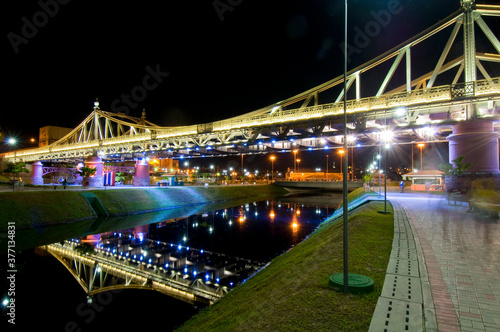 Ponte metálica Beijamim Constant no centro da cidade de Manaus.